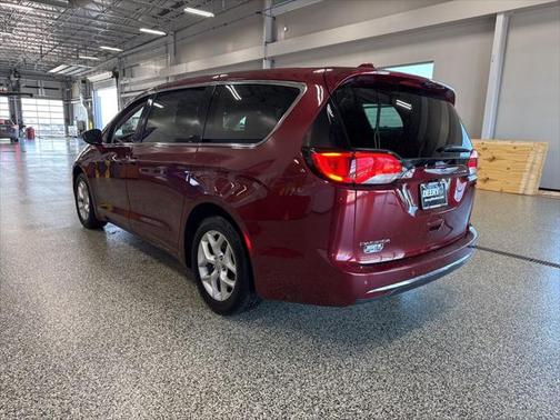 2019 Chrysler Pacifica Touring Plus