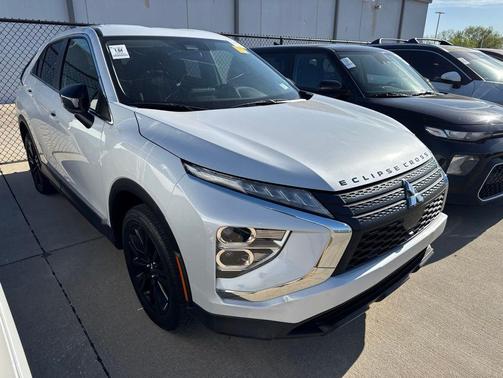 White 2024 Mitsubishi Eclipse Cross LE