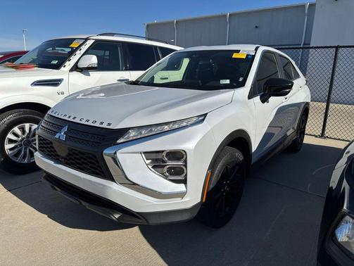 White 2024 Mitsubishi Eclipse Cross LE