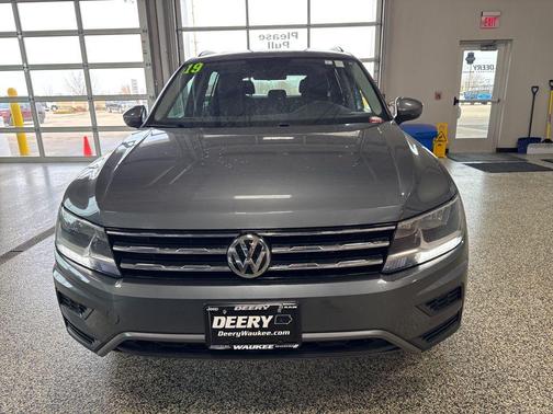 2019 Volkswagen Tiguan 2.0T SE 4MOTION