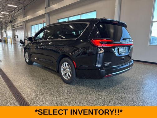 2025 Chrysler Pacifica L