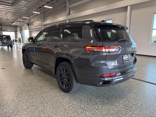 2025 Jeep Grand Cherokee L Summit