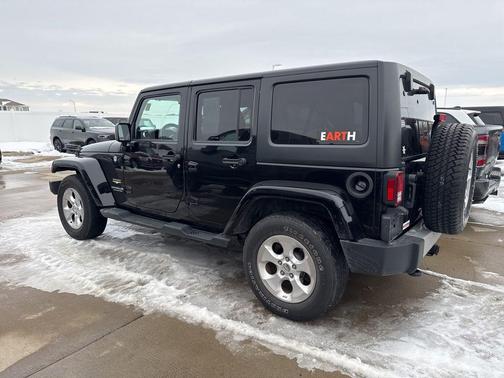 2013 Jeep Wrangler Unlimited Sahara