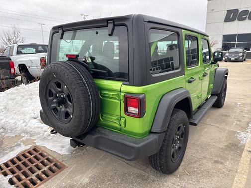 2025 Jeep Wrangler Sport