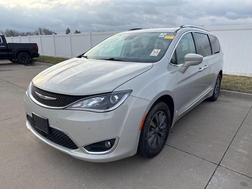 2019 Chrysler Pacifica Touring-L Plus