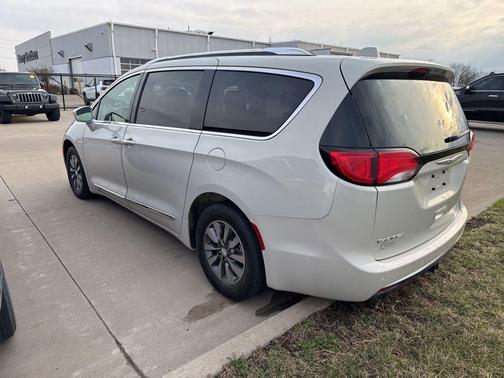 2019 Chrysler Pacifica Touring-L Plus
