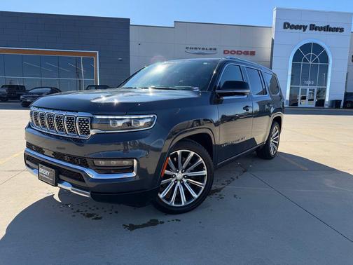 2023 Jeep Grand Wagoneer Base