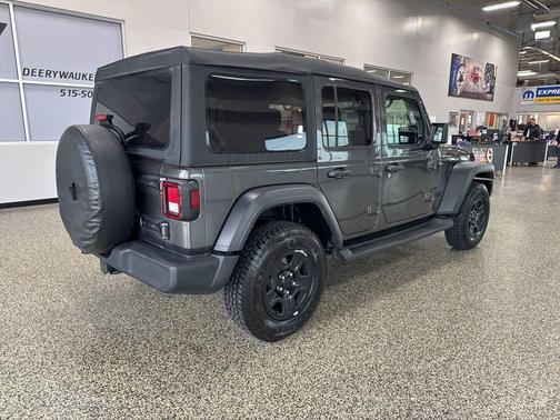 2022 Jeep Wrangler Unlimited Sport