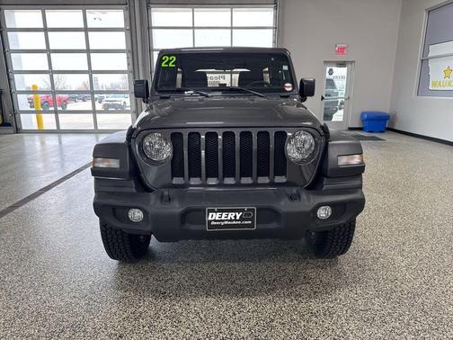 2022 Jeep Wrangler Unlimited Sport