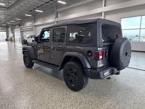 2022 Jeep Wrangler Unlimited Sport