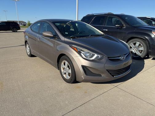 Desert Bronze 2014 Hyundai ELANTRA SE