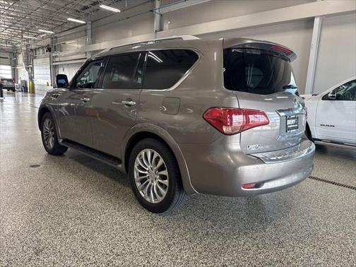 2017 INFINITI QX80 Base