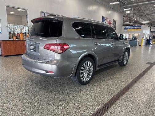 2017 INFINITI QX80 Base