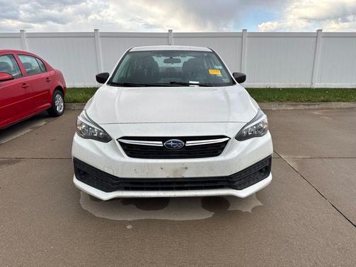 Crystal White Pearl 2022 Subaru Impreza Base