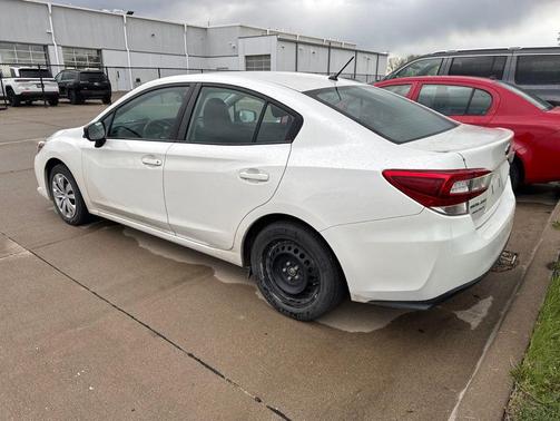 Crystal White Pearl 2022 Subaru Impreza Base