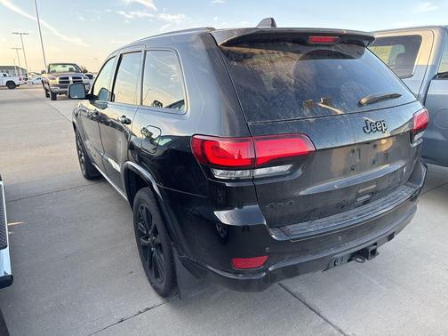 2017 Jeep Grand Cherokee Altitude