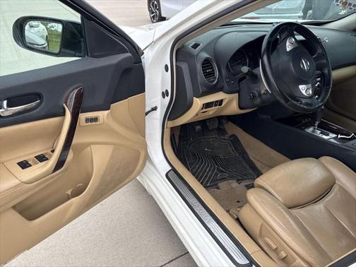 2011 Nissan Maxima SV