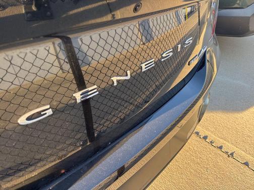 Vik Black 2023 Genesis G70 3.3T