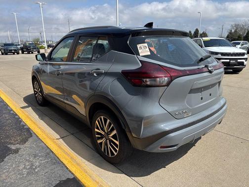 Gray/Super Black 2023 Nissan Kicks SV