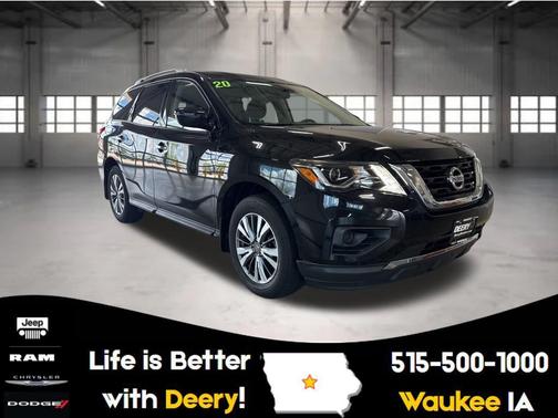2020 Nissan Pathfinder S