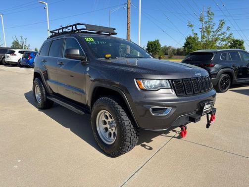 Gray 2020 Jeep Grand Cherokee Laredo