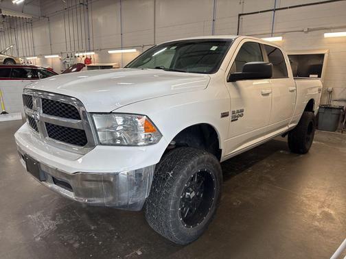 2019 RAM 1500 SLT