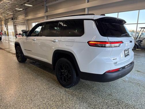 2024 Jeep Grand Cherokee L Altitude