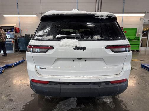 2024 Jeep Grand Cherokee L Altitude
