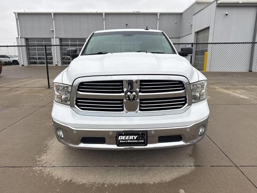 Bright White Clearcoat 2017 RAM 1500 Big Horn