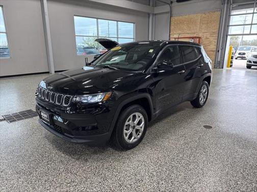 2025 Jeep Compass Sport