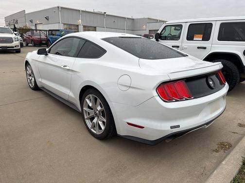2015 Ford Mustang EcoBoost Premium