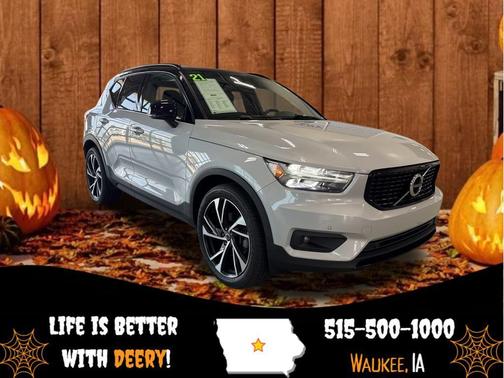 2021 Volvo XC40 T5 R-Design