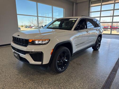 Bright White Clearcoat 2026 Jeep Grand Cherokee L Limited