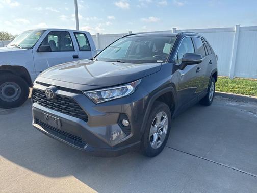 Magnetic Gray Metallic 2019 Toyota RAV4 XLE