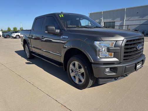 Magnetic 2017 Ford F-150 XLT