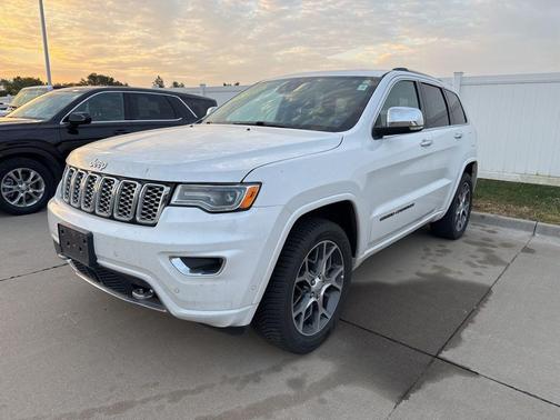 2019 Jeep Grand Cherokee Overland