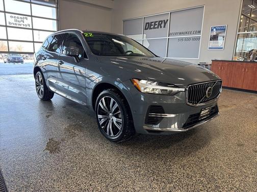 2022 Volvo XC60 Recharge Plug-In Hybrid T8 Inscription