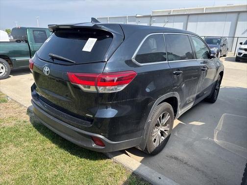2018 Toyota Highlander LE Plus
