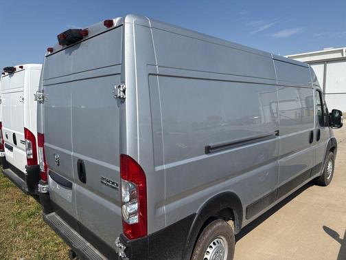 2025 RAM ProMaster 2500 Tradesman