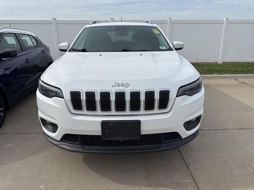 Bright White Clearcoat 2021 Jeep Cherokee Latitude Lux