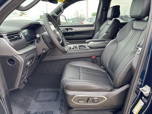 Fathom Blue Pearlcoat 2026 Jeep Grand Wagoneer Limited Altitude