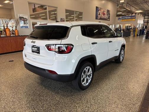 2025 Jeep Compass Sport