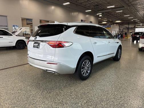 2024 Buick Enclave Premium Group