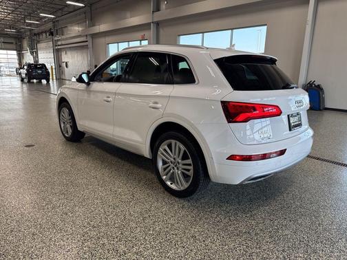 2019 Audi Q5 2.0T Prestige