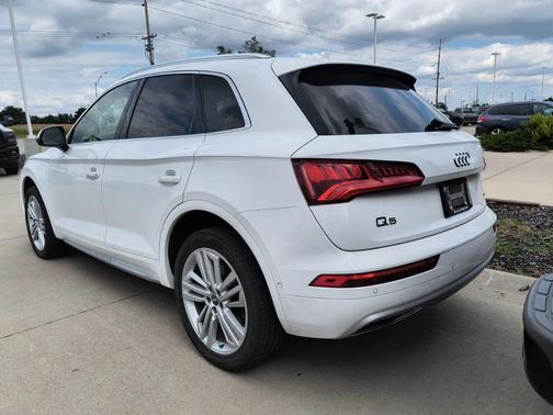 2019 Audi Q5 2.0T Prestige