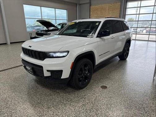 2025 Jeep Grand Cherokee L Altitude