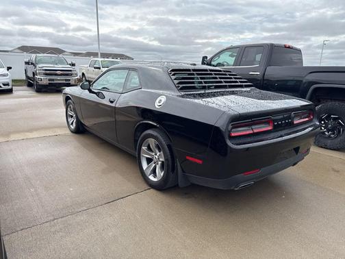 2015 Dodge Challenger SXT
