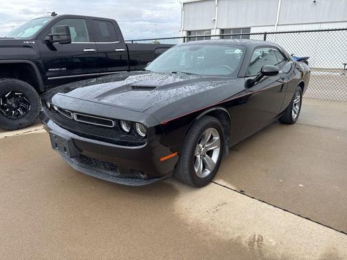 2015 Dodge Challenger SXT
