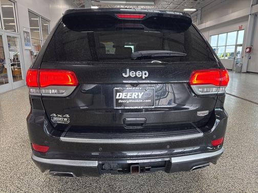 Brilliant Black Crystal Pearlcoat 2016 Jeep Grand Cherokee Summit