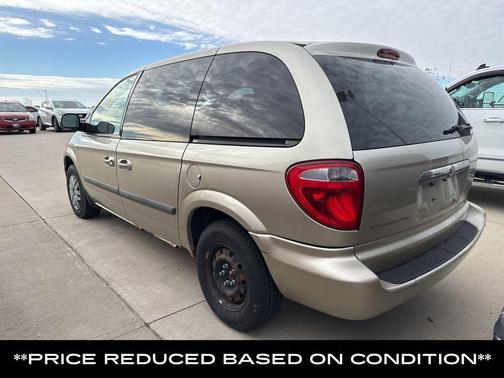 2006 Chrysler Town & Country Base